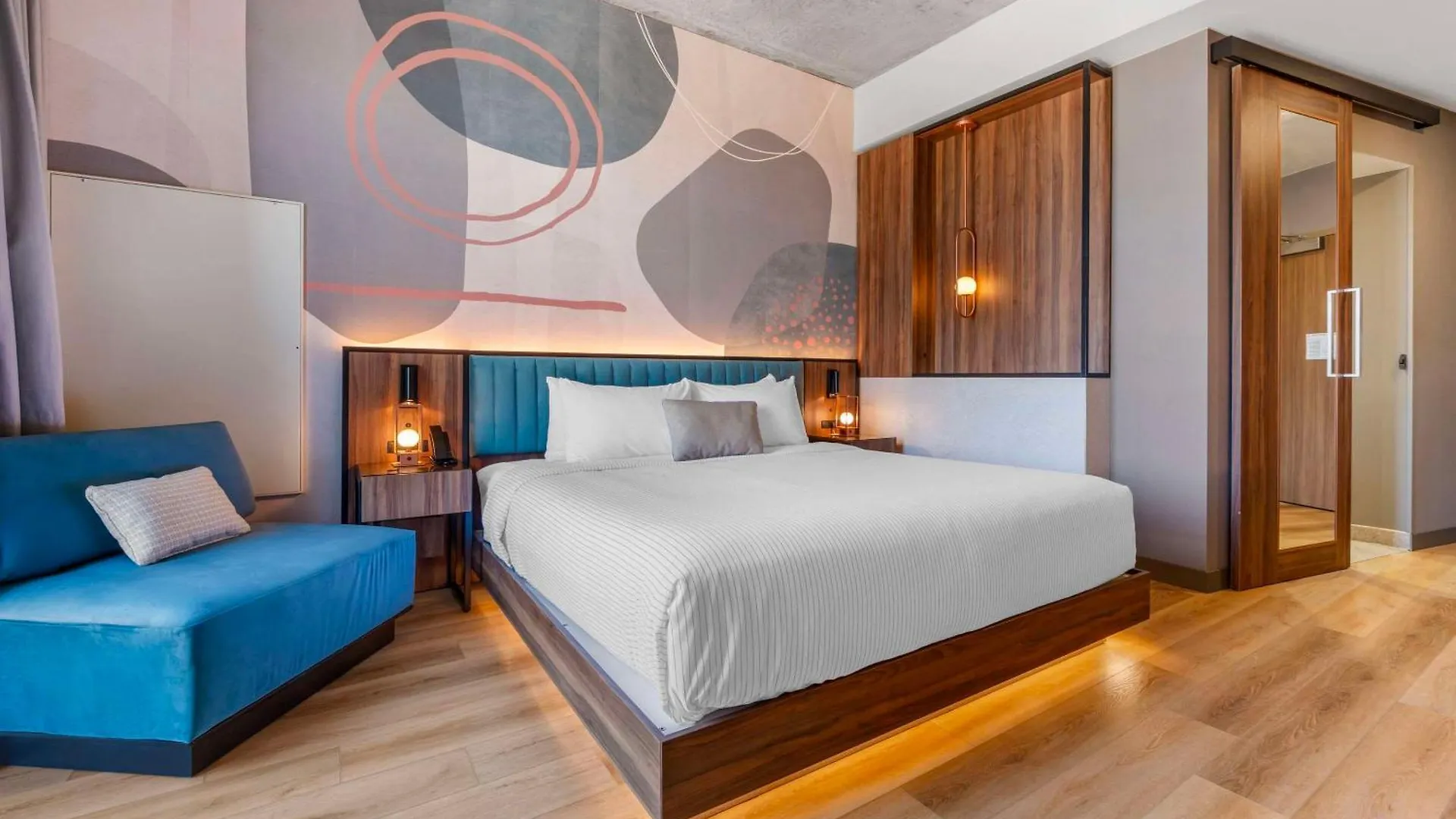 Cambria Hotel Nashville Midtown